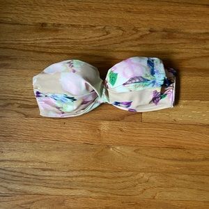 Victoria’s Secret bikini top